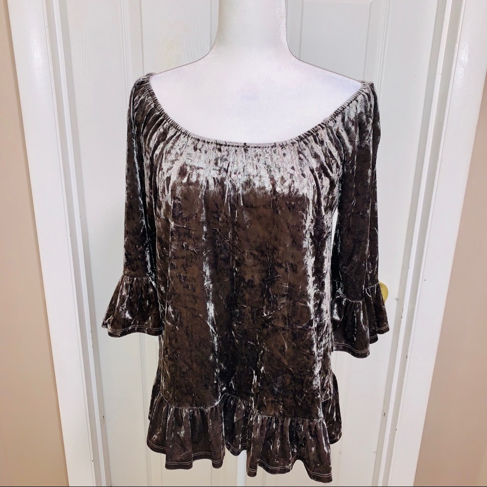 BeachLunchLounge Velvet Off Shoulder Top